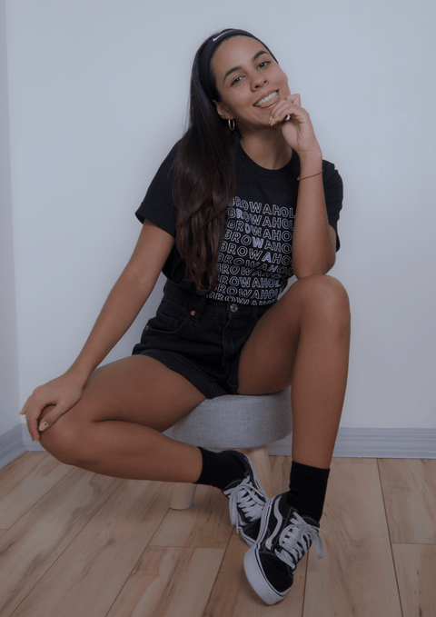 "Browaholic" tee
